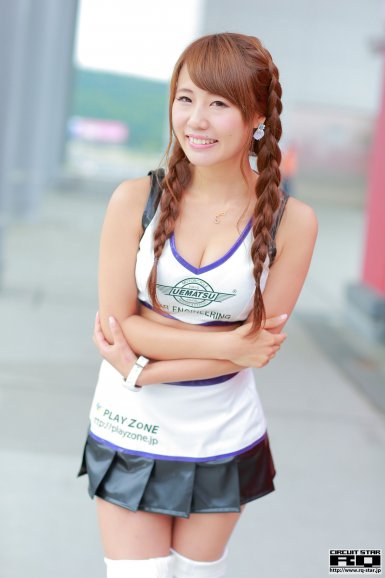 美国空军一架预警机飞行中发动机突然起火后紧急着陆:必威体育登录(图2) 美国空军一架预警机飞行中发动机突然起火后紧急着陆:必威体育登录(图2)