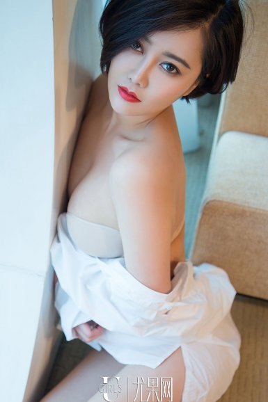 健安社区“三八”之际为困难女士送关爱|betway(图2) 必威体育登录